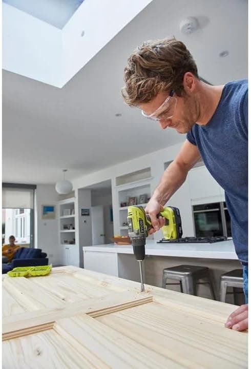Perceuse-visseuse RYOBI 18V ONE+ - Puissante et Ergonomique